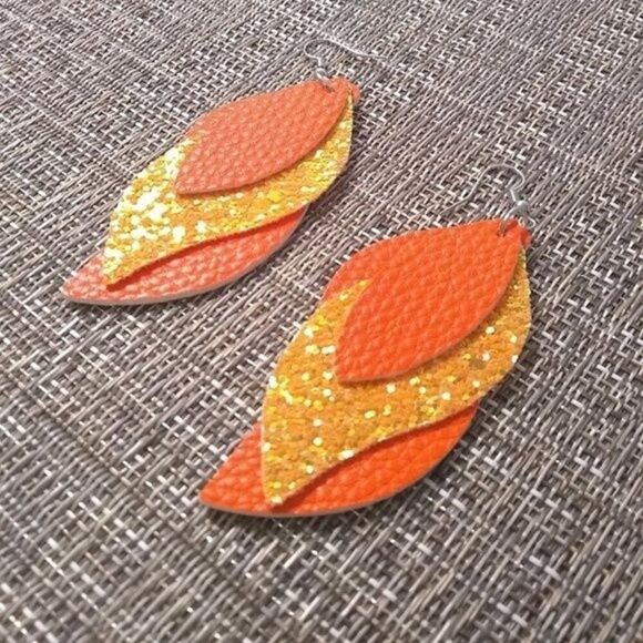 Tangerine Dream Layered Drop Earrings - Picture 4 of 5